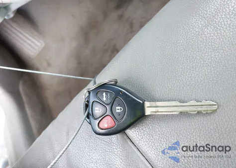 2011 Toyota Camry Se/Le/Xle z USA, uszkodzony, nr VIN 4T1BF3EK2BU591894